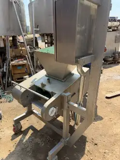 Mozzarella-vormmachine · schroeftype
