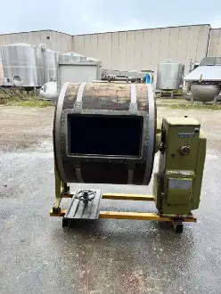 Karnton · 300 kg · houten
